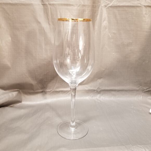 Tall wine glass with gold rim - Picture 1 of 4